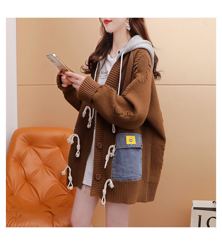 MALYBGG Elevating Style with a Fashionable Patchwork Knit Cardigan for the Cold Season 8012LY