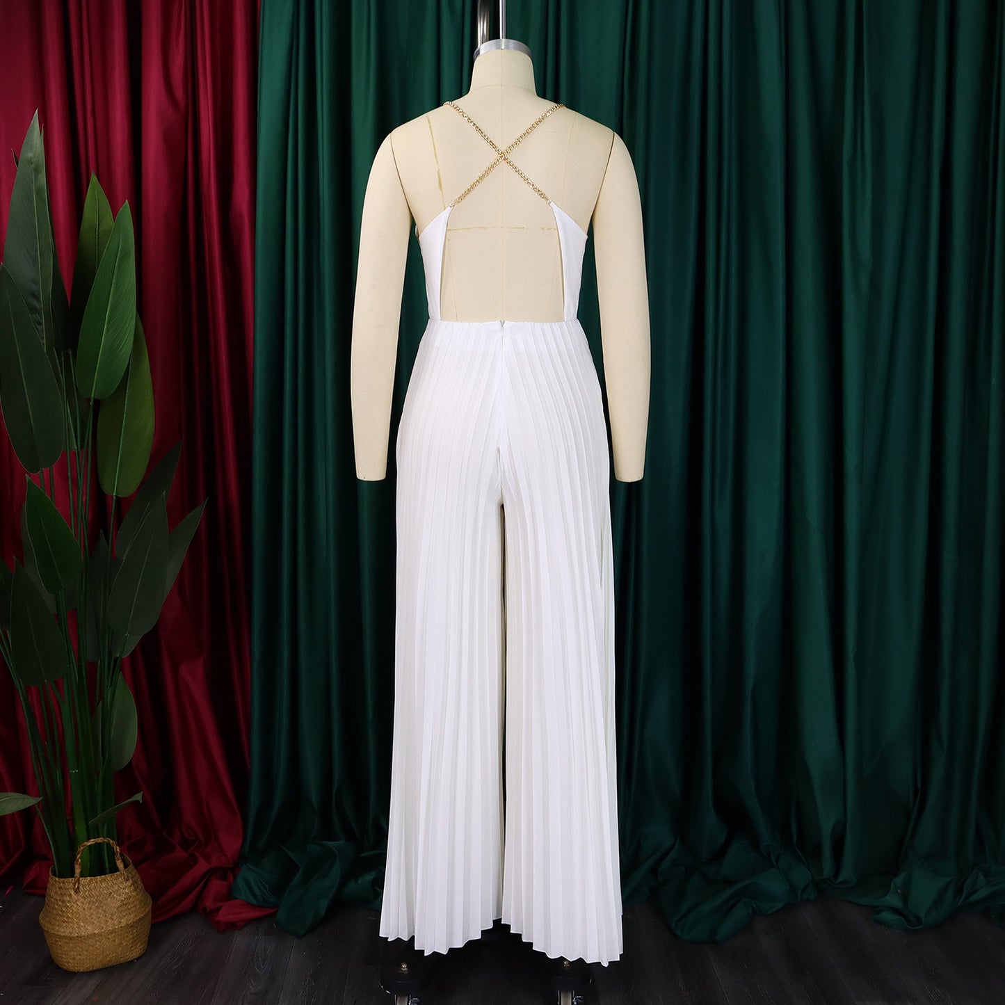 MALYBGG Halter High-Waist Backless Wide-Leg Pleated Jumpsuit